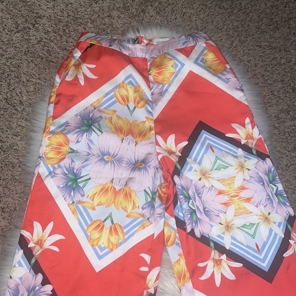 Song of Style for Revolve Greer Ankle Pants - Picture 3 of 7